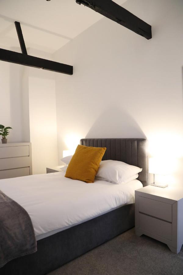 Letting Serviced Apartments - Guards View, Windsor Ngoại thất bức ảnh